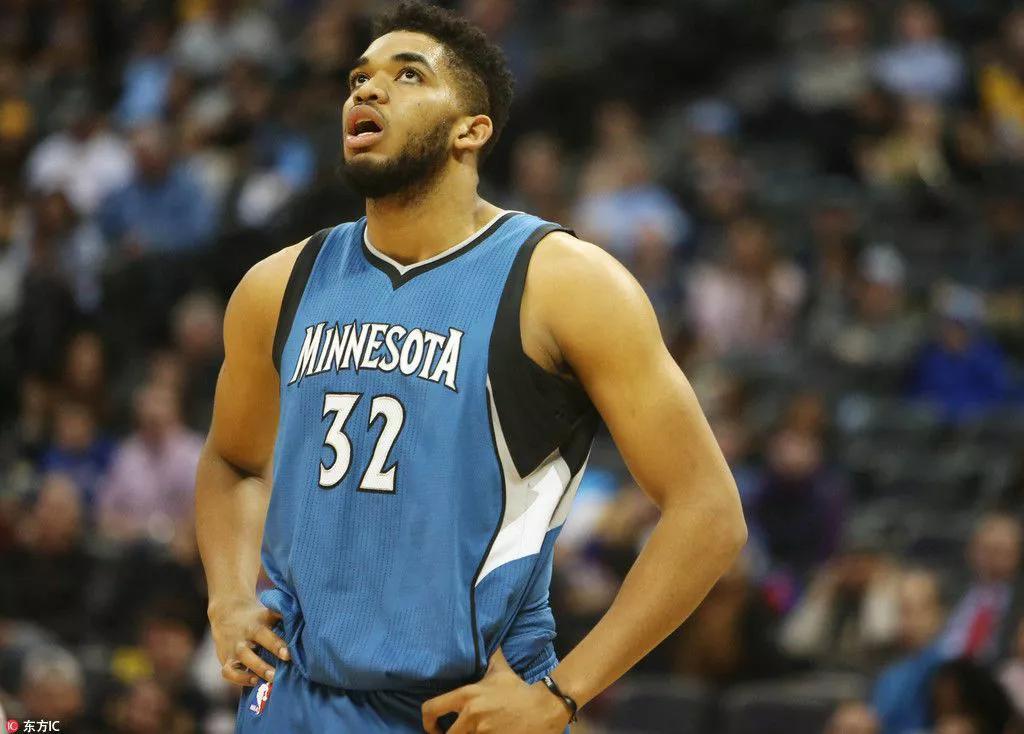 防守两端都 防守两端都