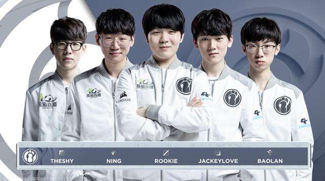 亮相都能引 亮相都能引