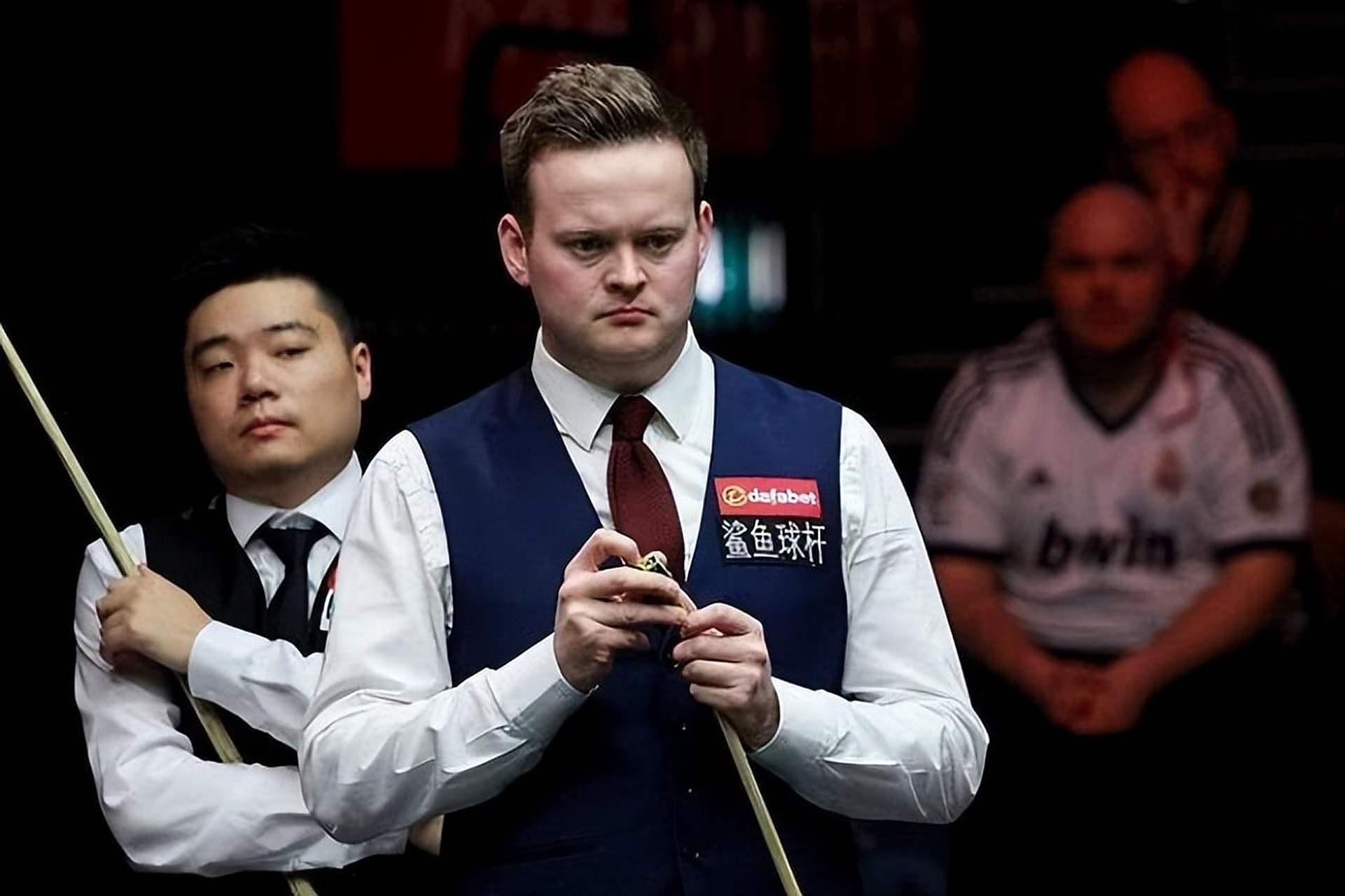 演独具特色 演独具特色